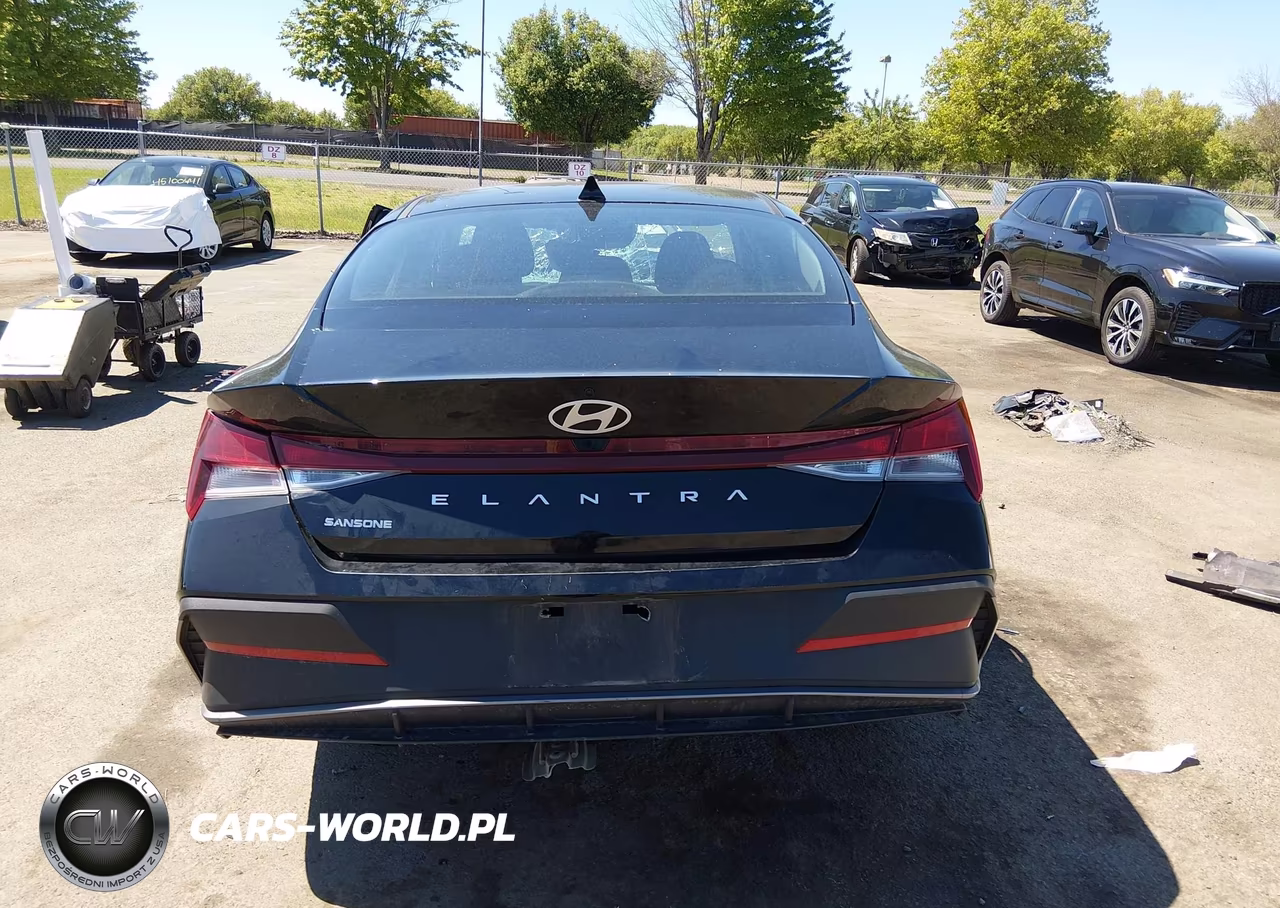 2025 Hyundai Elantra Se VIN:KMHLL4DG9SU873613 - 15