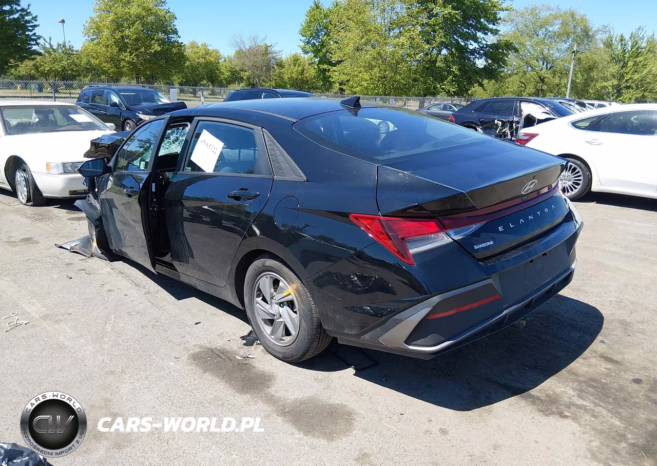 2025 Hyundai Elantra Se VIN:KMHLL4DG9SU873613 - 3