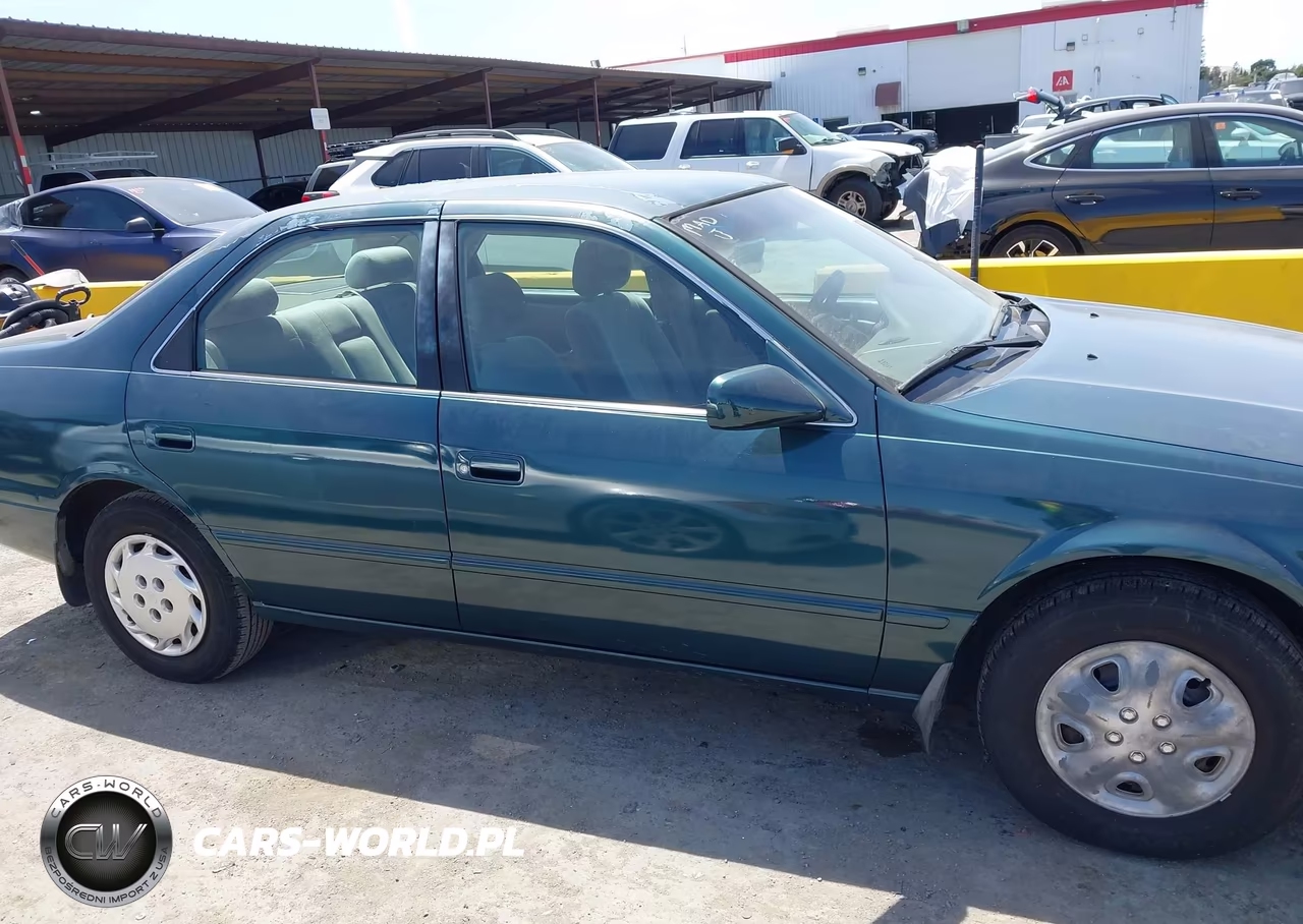 1997 Toyota Camry Le VIN:4T1BG22K3VU182416 - 13