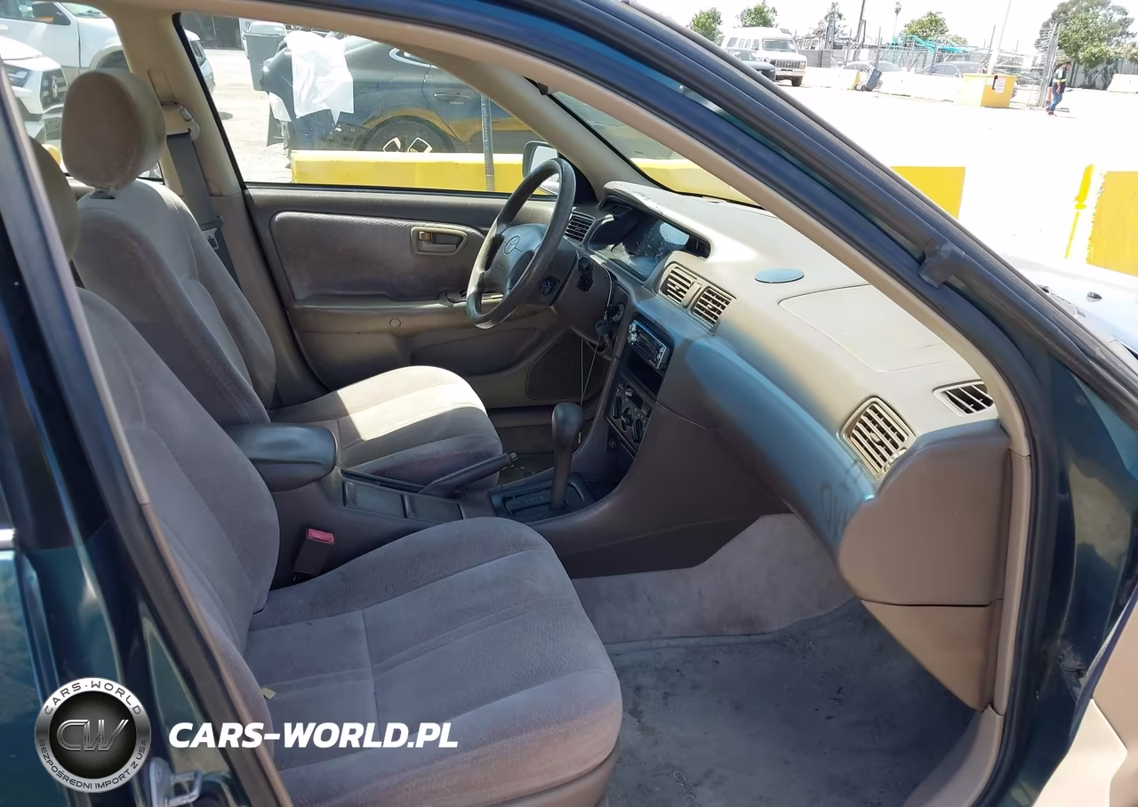 1997 Toyota Camry Le VIN:4T1BG22K3VU182416 - 5