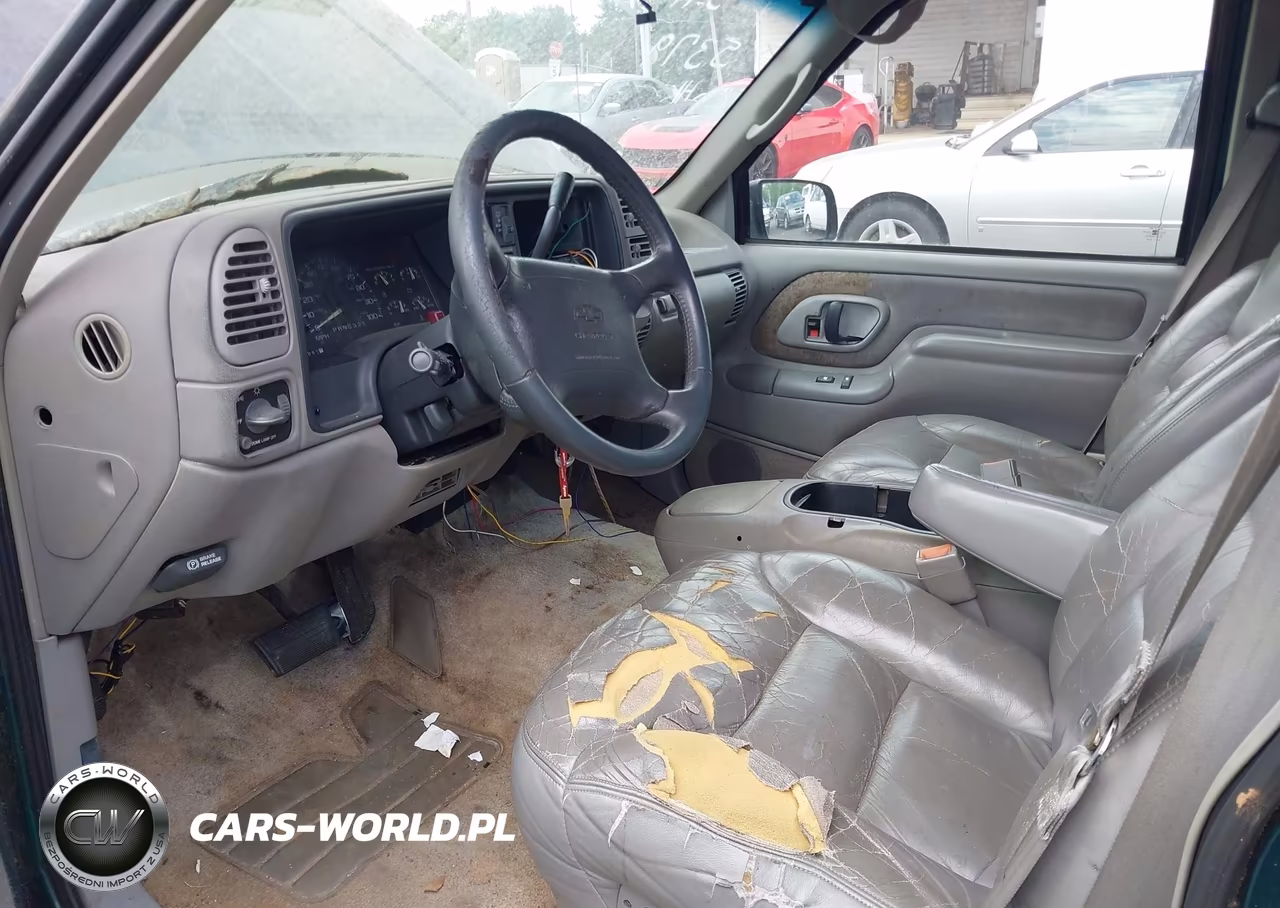 1996 Chevrolet Suburban C1500 VIN:3GNEC16R4TG109660 - 14