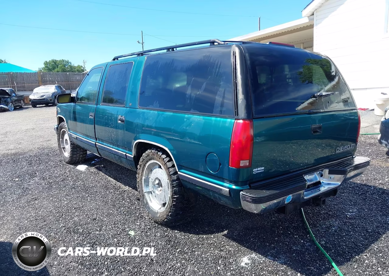1996 Chevrolet Suburban C1500 VIN:3GNEC16R4TG109660 - 3