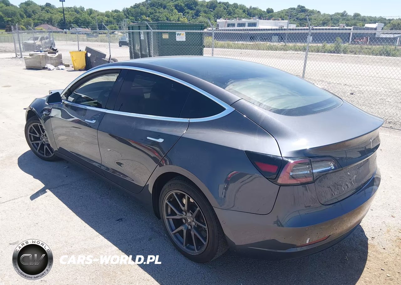 2019 Tesla Model 3 Long Range-Performance VIN:5YJ3E1EB0KF205367 - 3