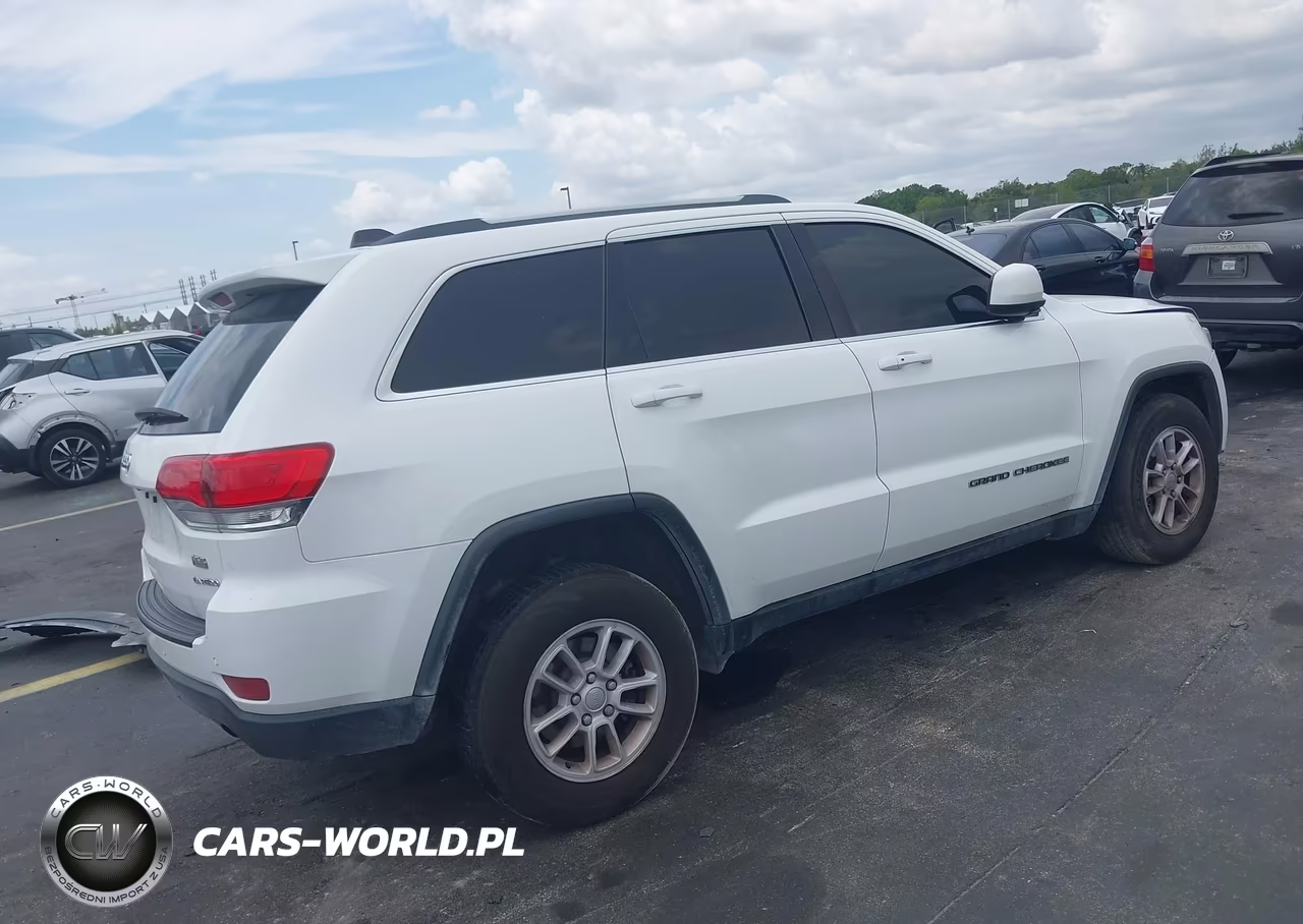 2019 Jeep Grand Cherokee Laredo E 4X4 VIN:1C4RJFAG6KC793177 - 4