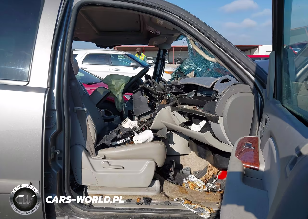 2007 Chevrolet Tahoe Lt VIN:1GNFC13097R327366 - 5