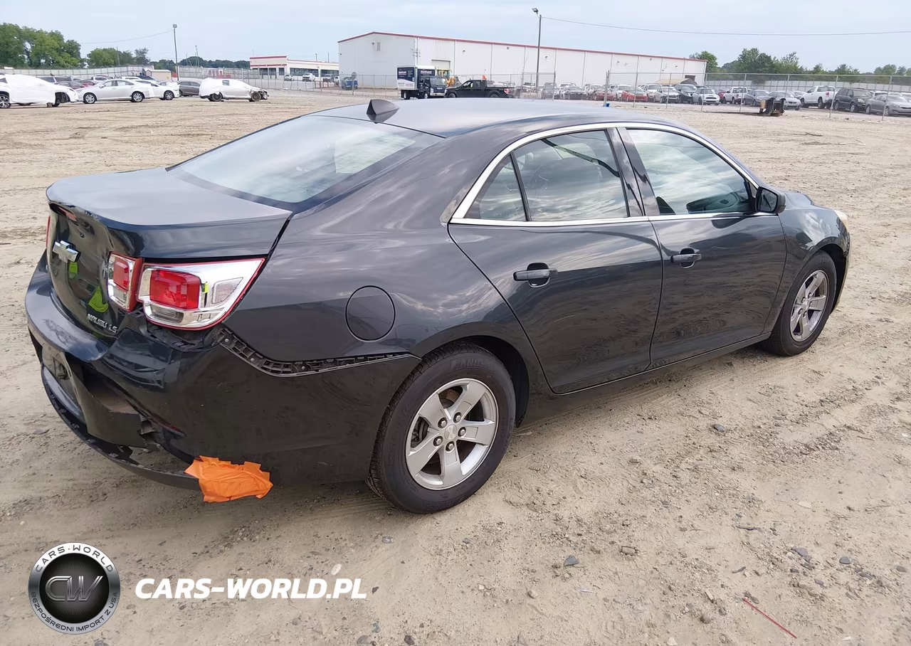 2014 Chevrolet Malibu 1Ls VIN:1G11B5SL9EF303813 - 4