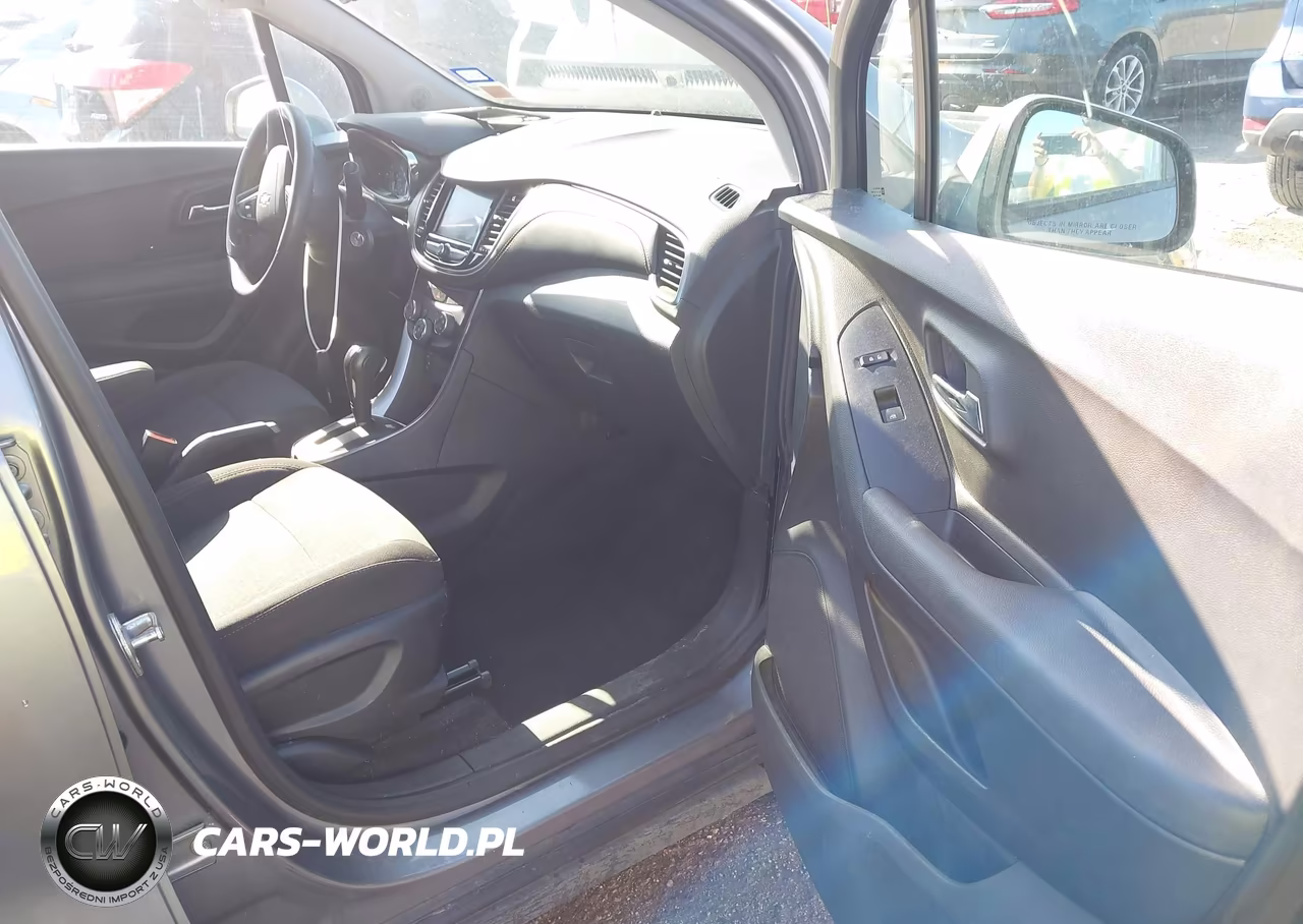2020 Chevrolet Trax Fwd Ls VIN:3GNCJKSB8LL165961 - 5