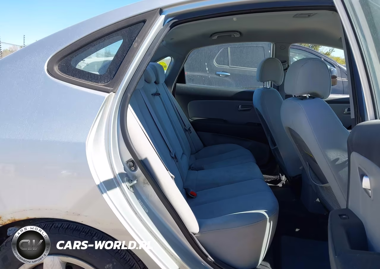 2008 Hyundai Elantra Gls-Se VIN:KMHDU46D88U525640 - 8