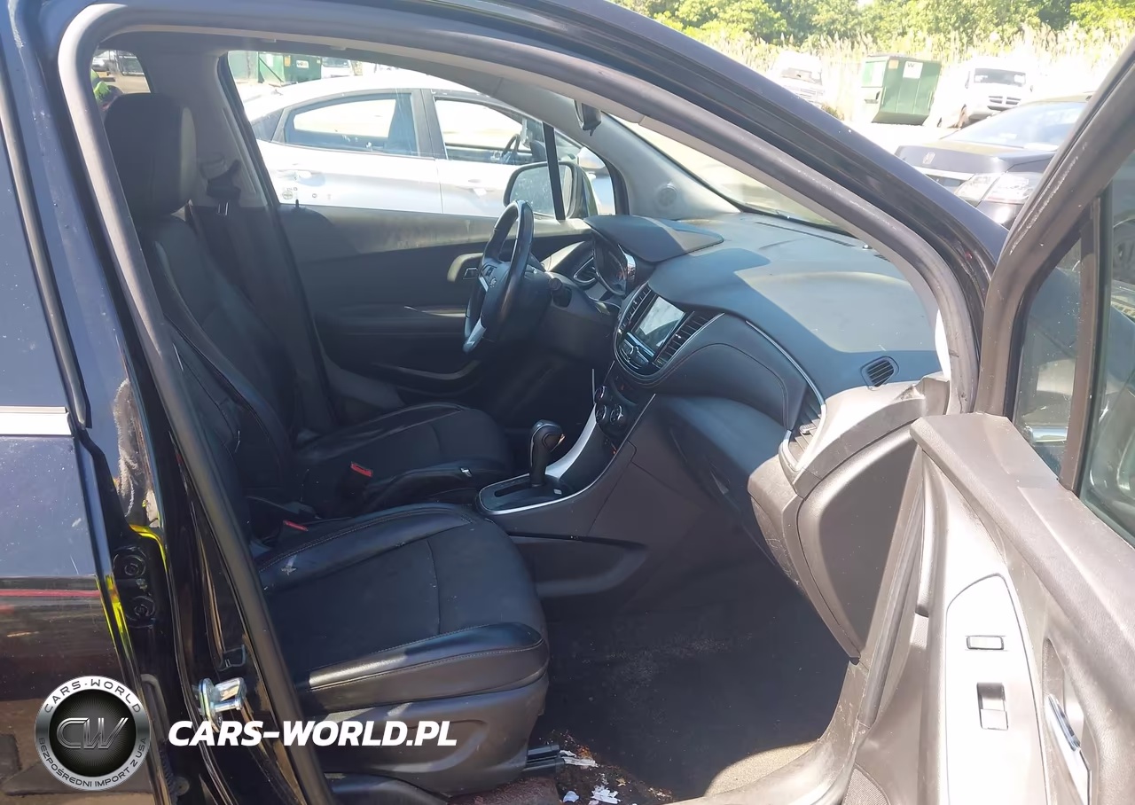 2019 Chevrolet Trax Lt VIN:KL7CJPSB3KB925829 - 5