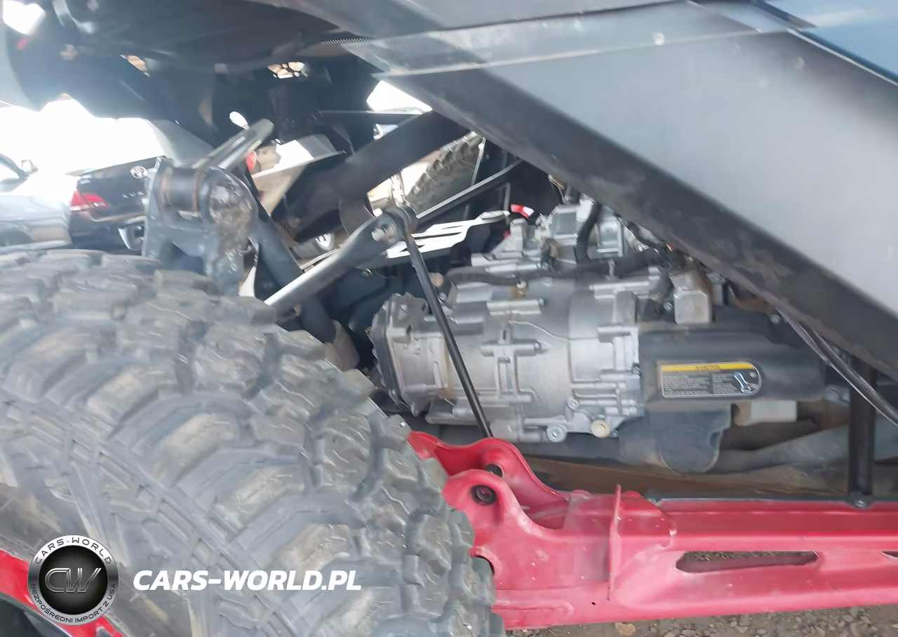 2025 Can-Am Maverick R Max X Rs VIN:3JB8NAU47SE002994 - 8