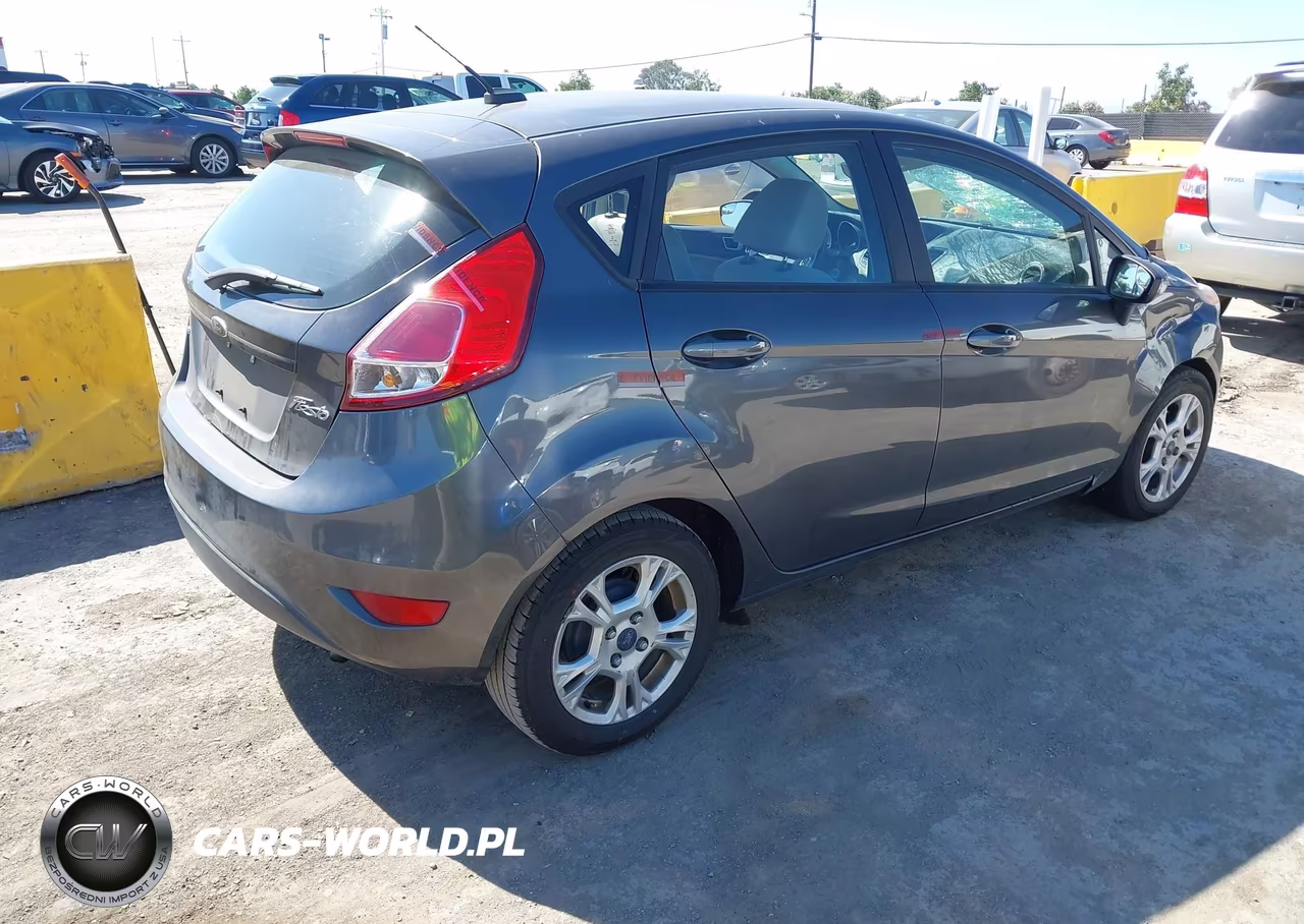 2015 Ford Fiesta Se VIN:3FADP4EJ2FM203957 - 4
