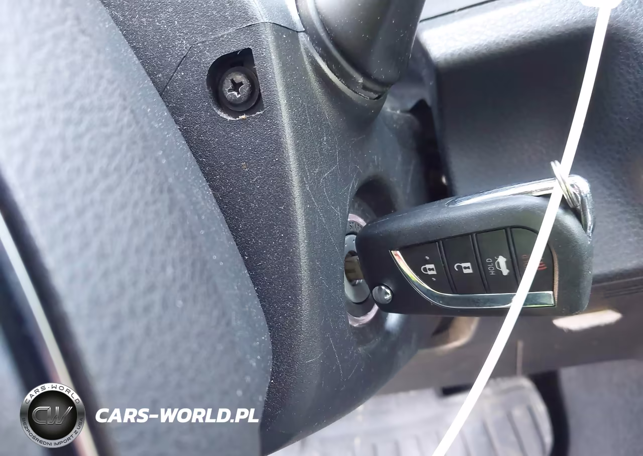 2018 Toyota Camry Le VIN:JTNB11HKXJ3047050 - 11