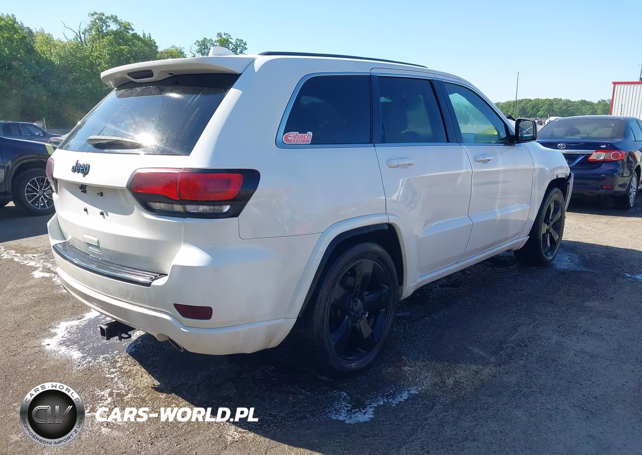2014 Jeep Grand Cherokee Altitude VIN:1C4RJFAG6EC506425 - 4