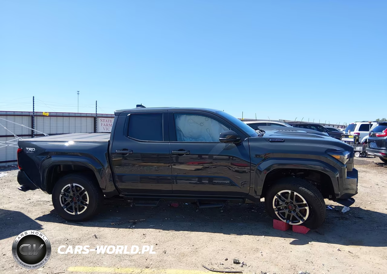 2026 Toyota Tacoma Hybrid Trd Sport VIN:3TYLC5LN2TT059081 - 13