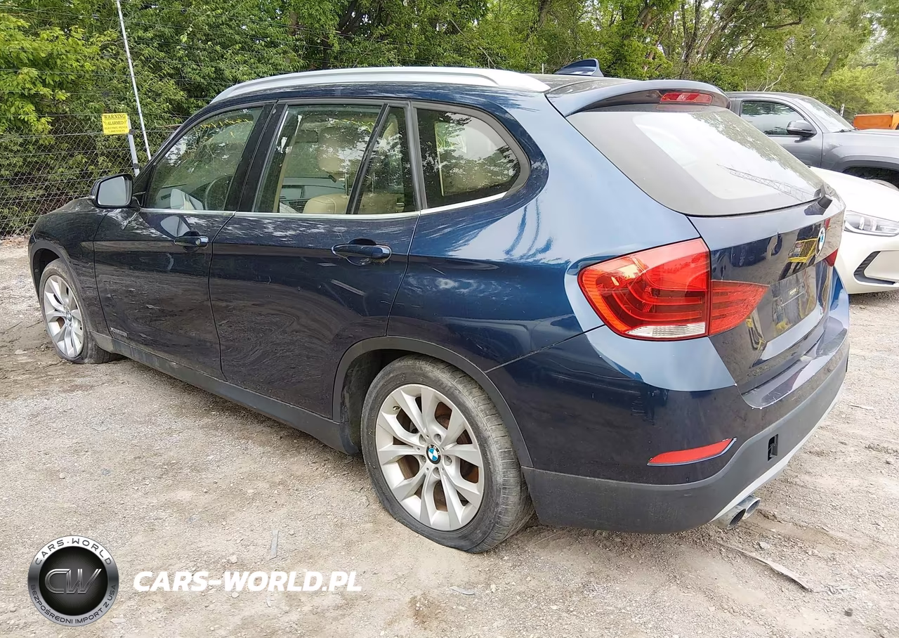 2013 BMW X1 xDrive28I VIN:WBAVL1C56DVR90104 - 3
