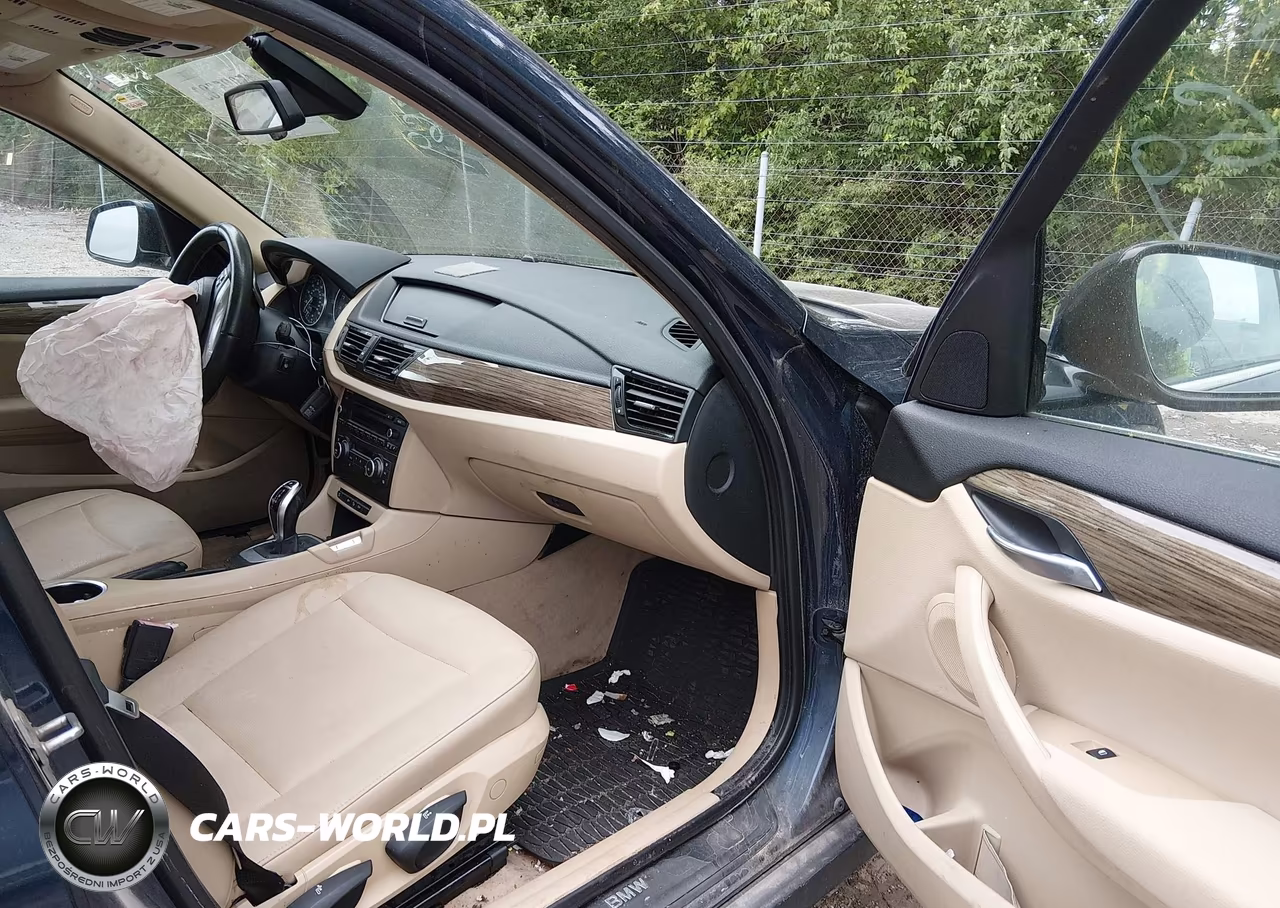 2013 BMW X1 xDrive28I VIN:WBAVL1C56DVR90104 - 5