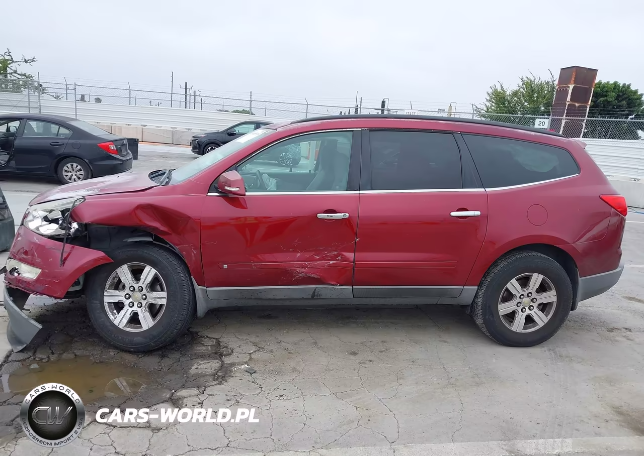 2010 Chevrolet Traverse Lt VIN:1GNLRFED3AS140042 - 14