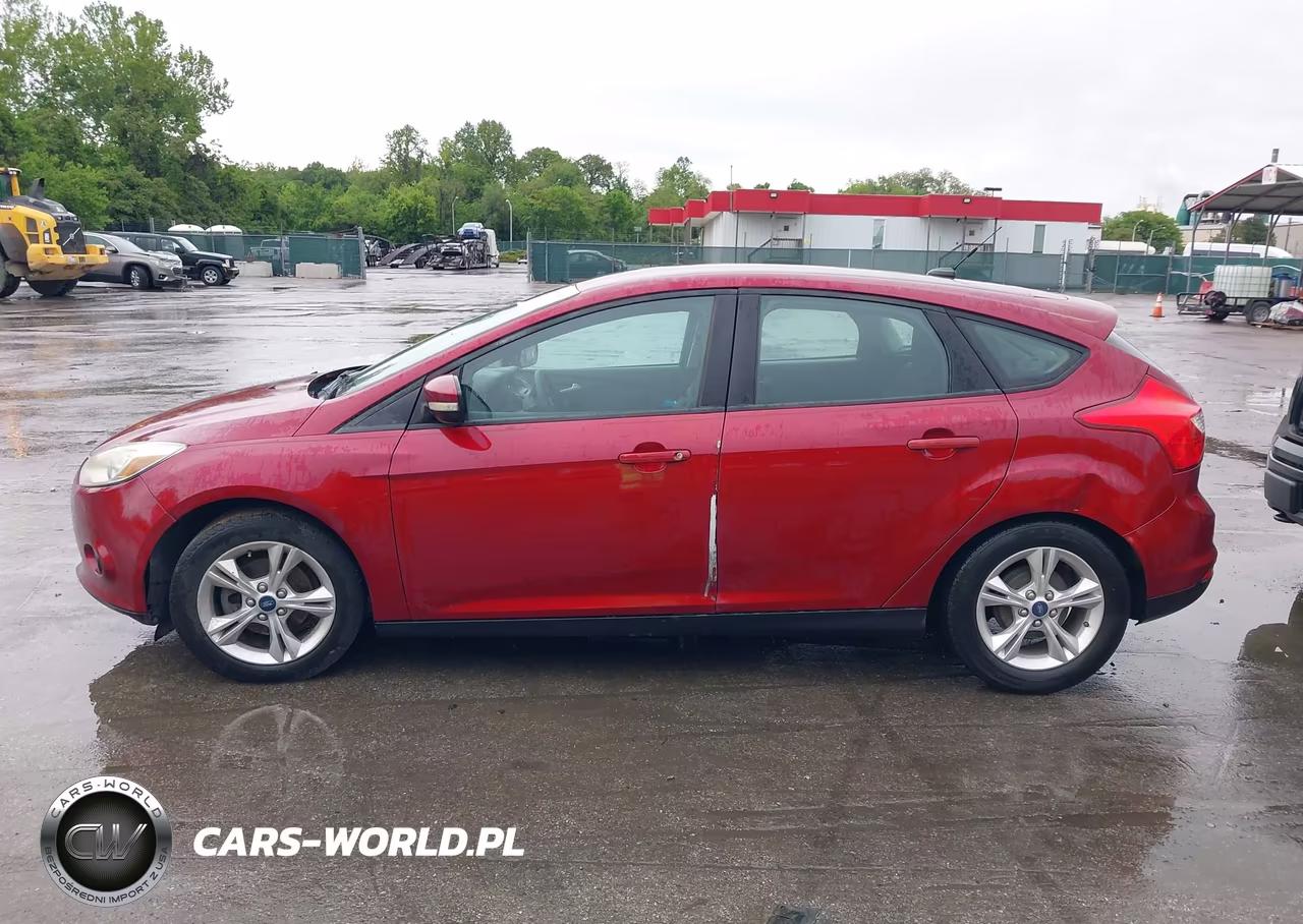 2014 Ford Focus Se VIN:1FADP3K28EL147160 - 13