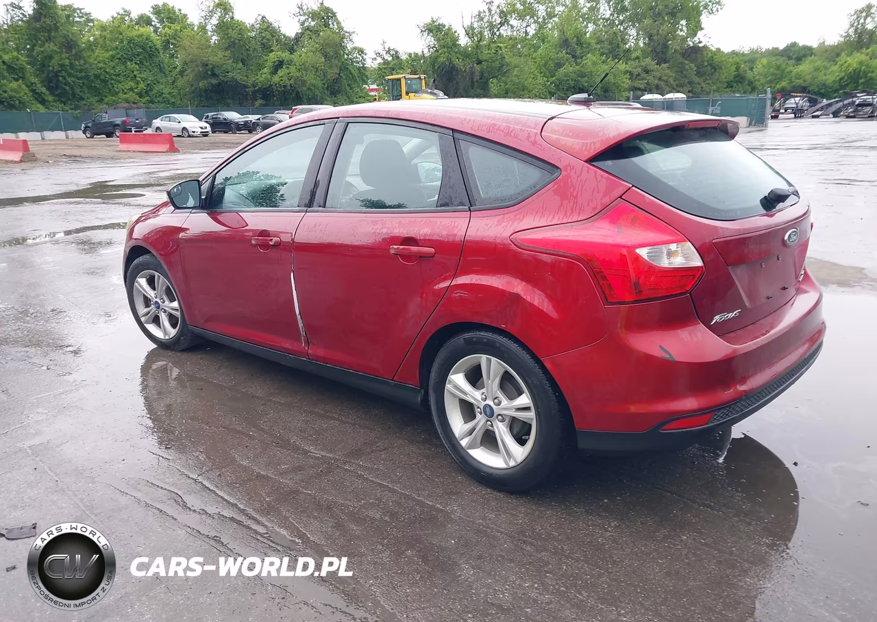2014 Ford Focus Se VIN:1FADP3K28EL147160 - 3
