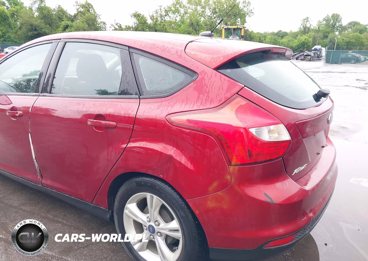 2014 Ford Focus Se VIN:1FADP3K28EL147160 - 6