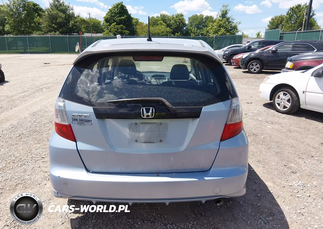 2010 Honda Fit Sport VIN:JHMGE8H40AC014646 - 17