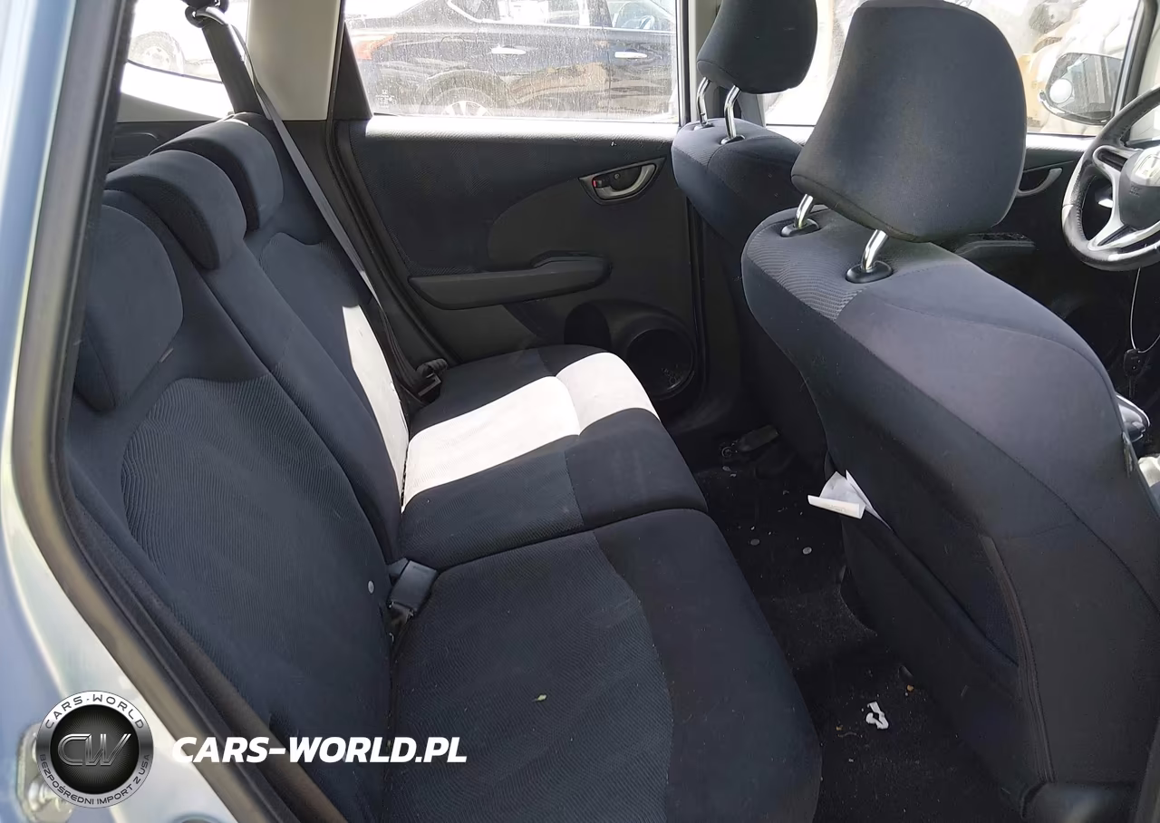 2010 Honda Fit Sport VIN:JHMGE8H40AC014646 - 8