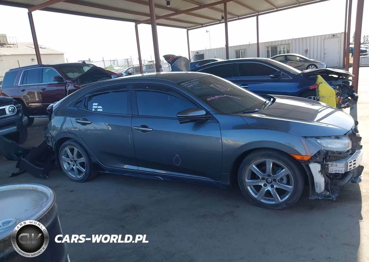 2017 Honda Civic Sport Touring VIN:SHHFK7H91HU417395 - 14