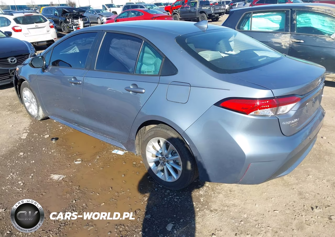 2022 Toyota Corolla Le VIN:5YFVPMAE6NP382440 - 3