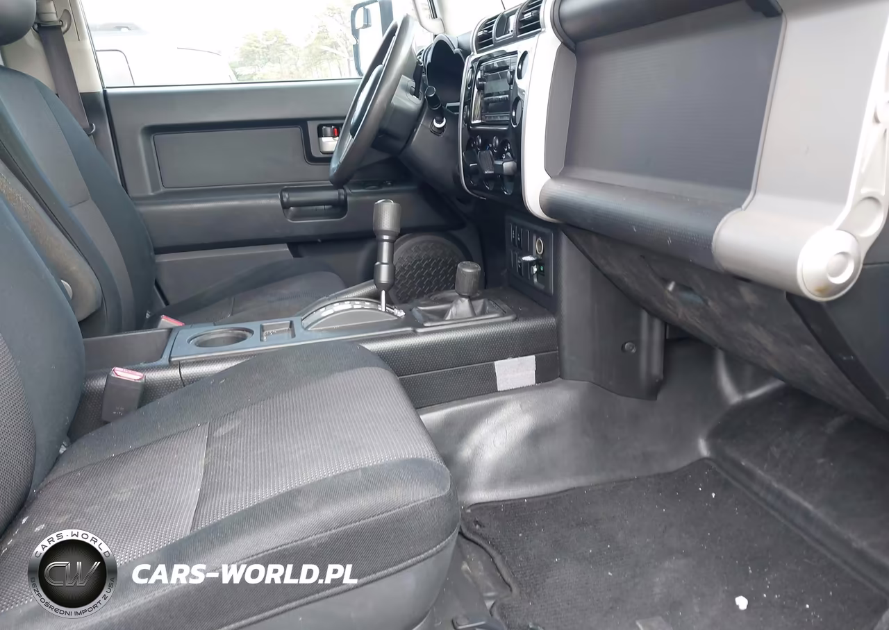 2007 Toyota Fj Cruiser VIN:JTEBU11FX70066177 - 5