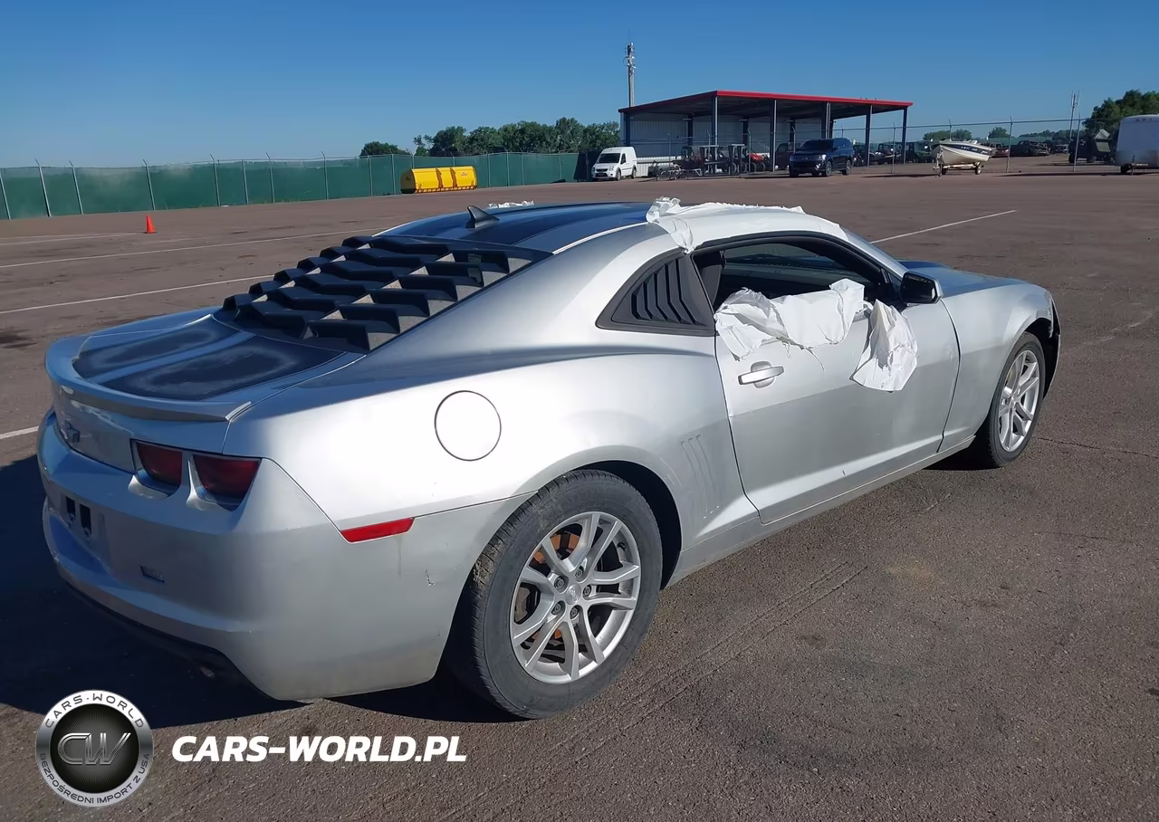2013 Chevrolet Camaro 2Ls VIN:2G1FA1E38D9164780 - 4