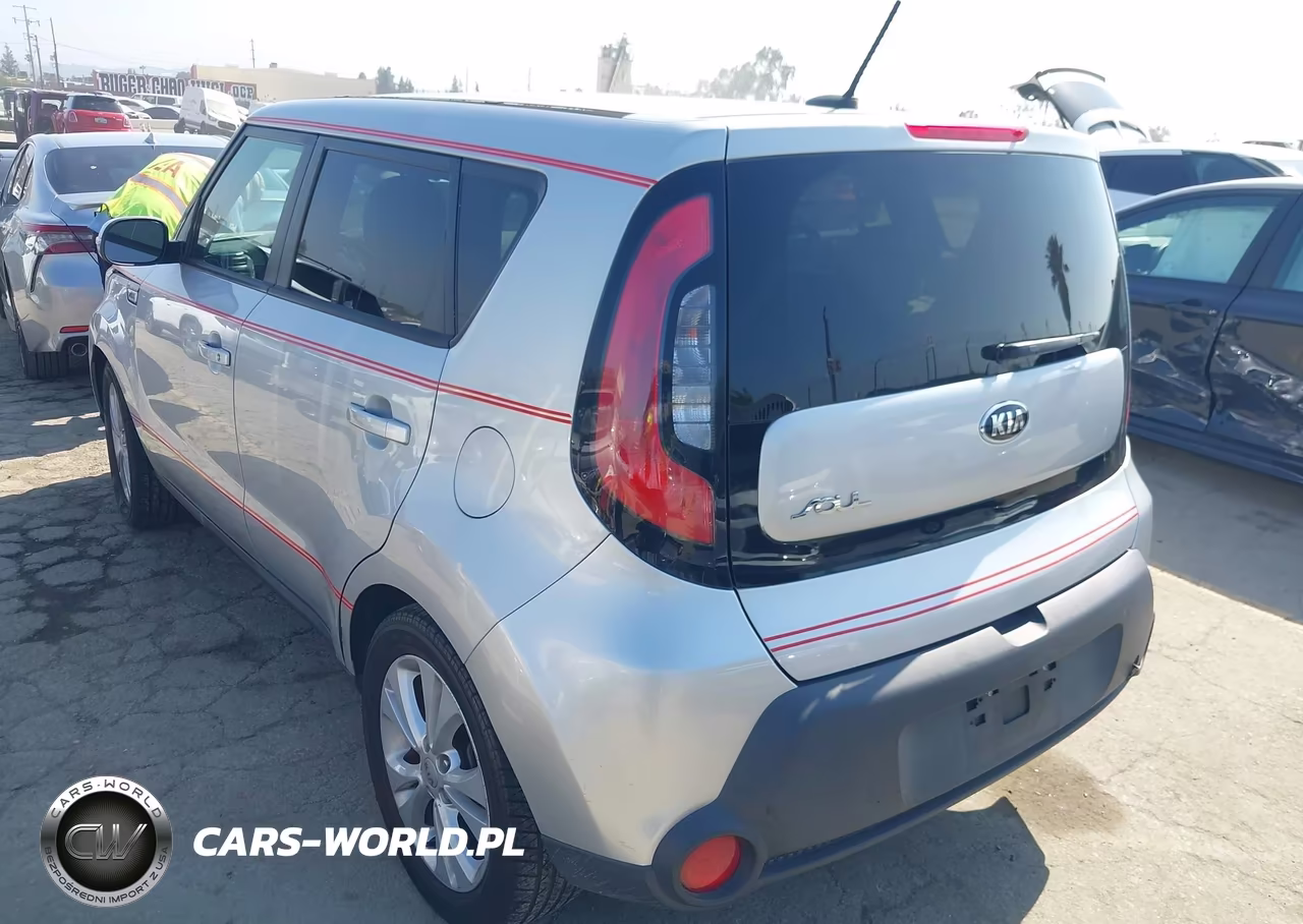 2014 Kia Soul + VIN:KNDJP3A53E7714618 - 3