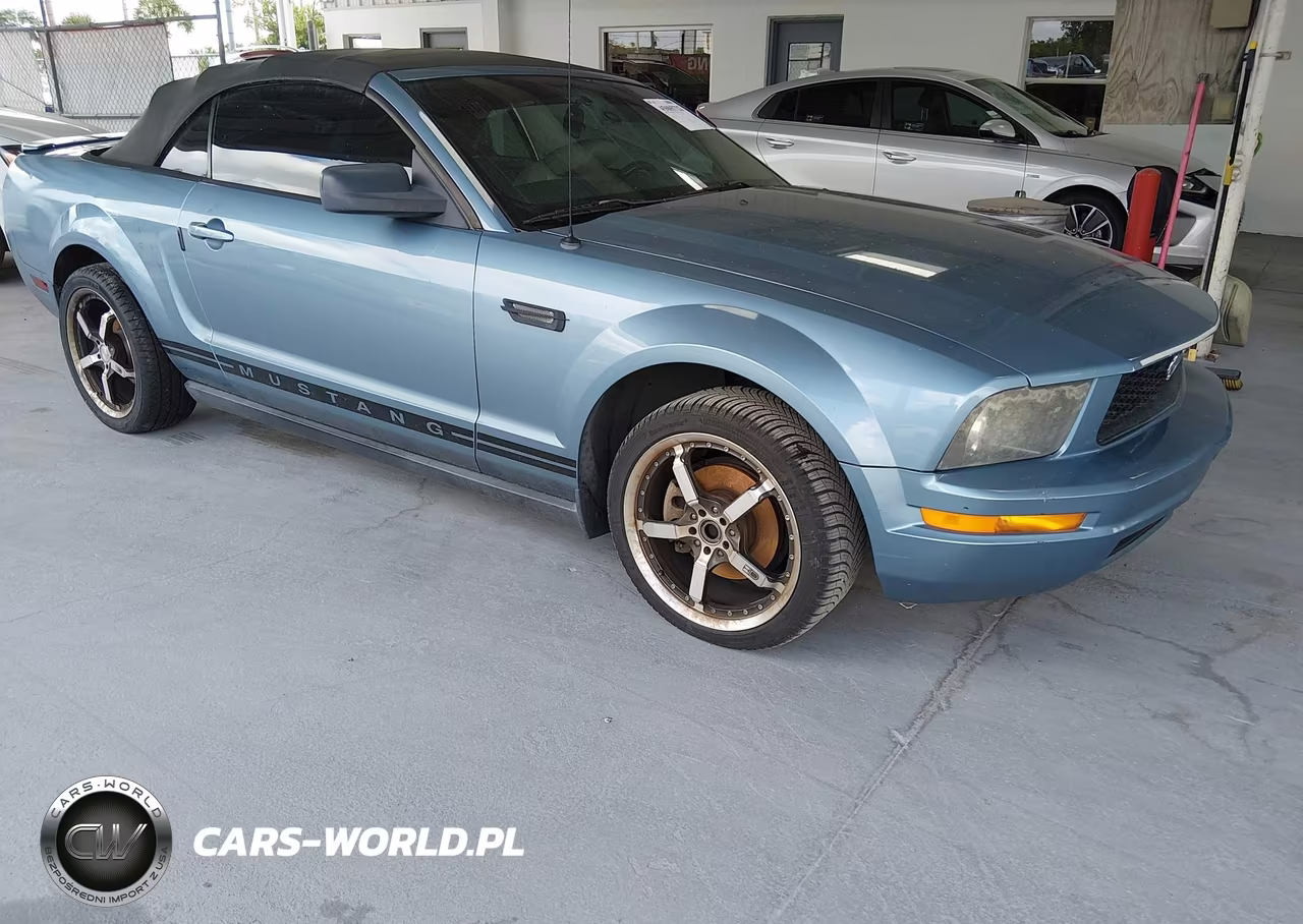 2006 Ford Mustang V6