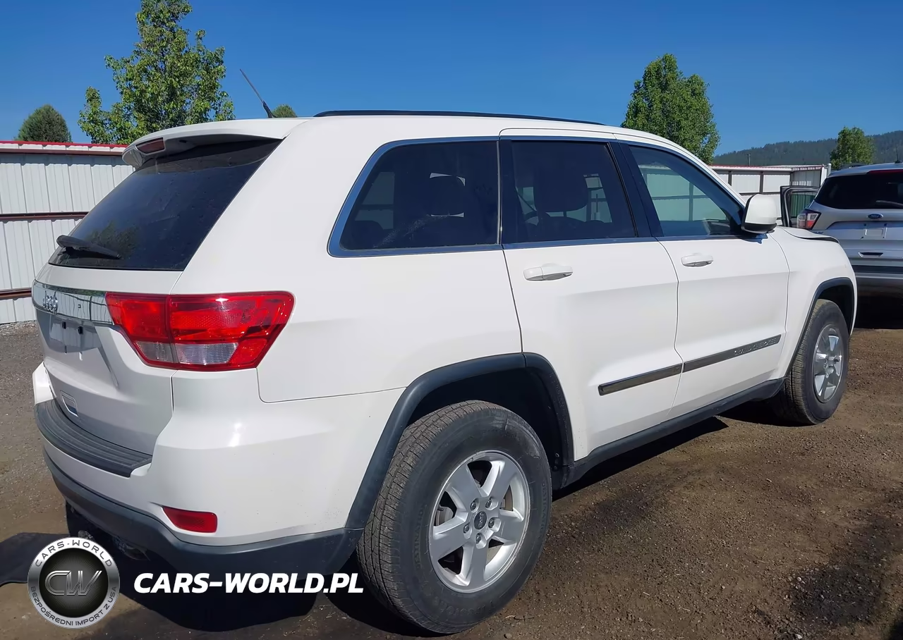 2012 Jeep Grand Cherokee Laredo VIN:1C4RJFAG3CC268708 - 4