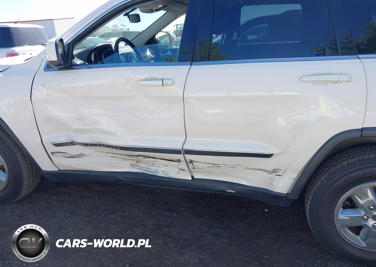2012 Jeep Grand Cherokee Laredo VIN:1C4RJFAG3CC268708 - 6