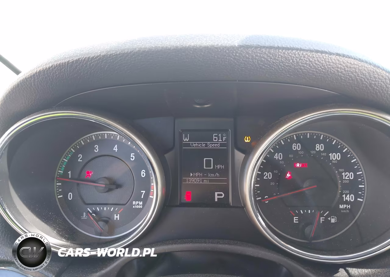 2012 Jeep Grand Cherokee Laredo VIN:1C4RJFAG3CC268708 - 7
