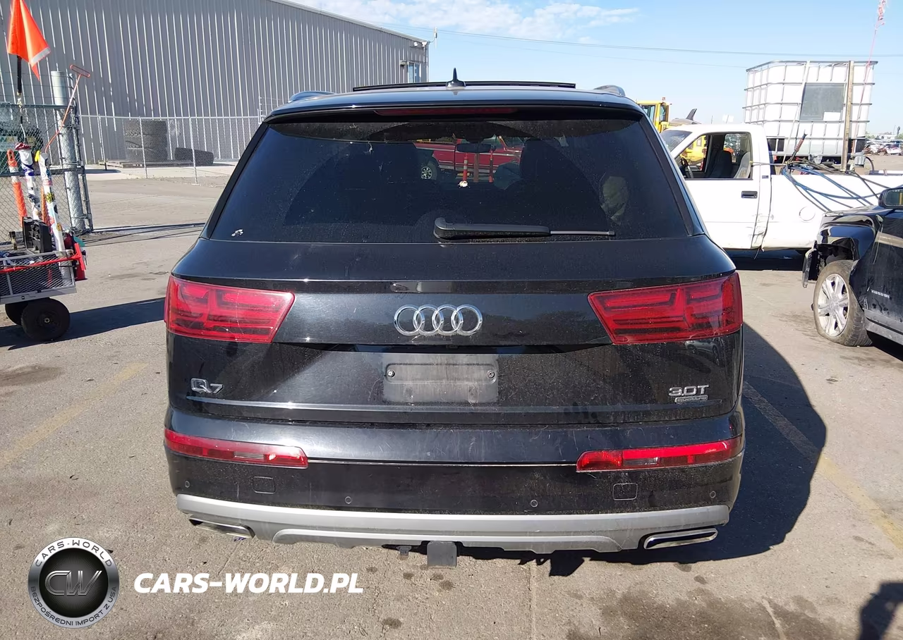 2018 Audi Q7 3.0T Premium VIN:WA1LAAF72JD018007 - 16