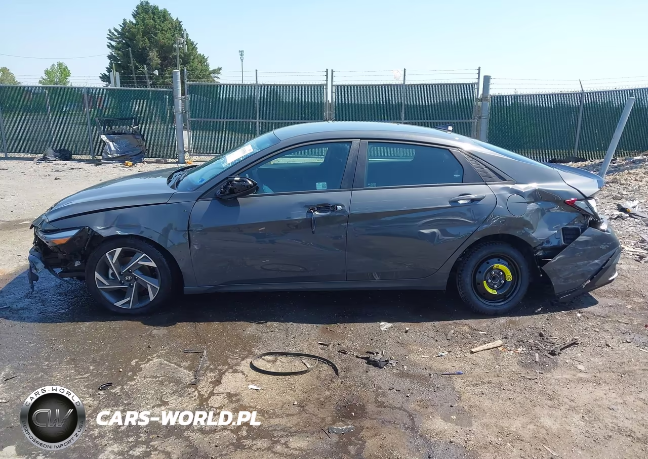 2025 Hyundai Elantra Sel Sport VIN:KMHLM4DG3SU920633 - 14