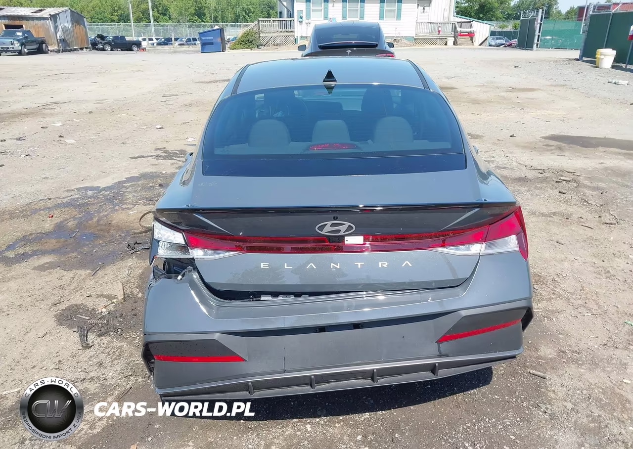2025 Hyundai Elantra Sel Sport VIN:KMHLM4DG3SU920633 - 16