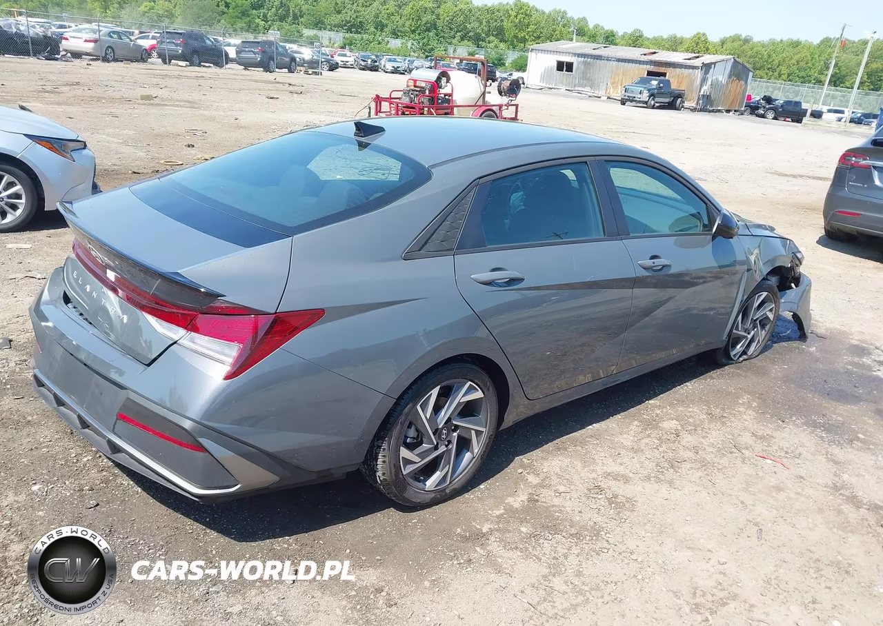 2025 Hyundai Elantra Sel Sport VIN:KMHLM4DG3SU920633 - 4