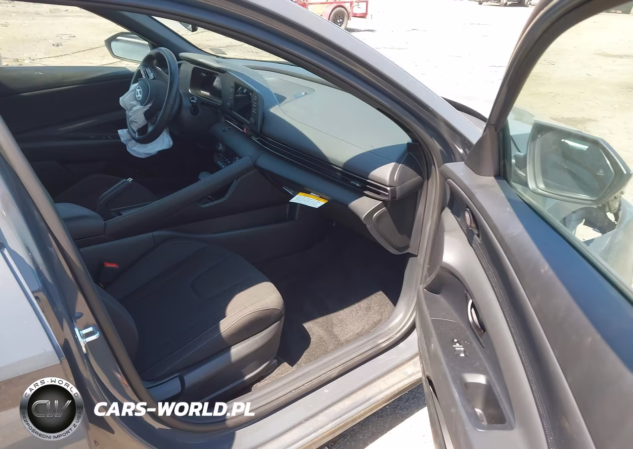 2025 Hyundai Elantra Sel Sport VIN:KMHLM4DG3SU920633 - 5