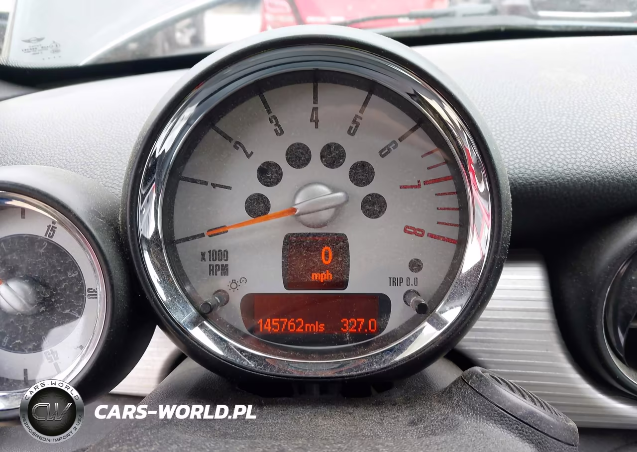 2014 Mini Roadster Cooper VIN:WMWSY1C50ET719539 - 7