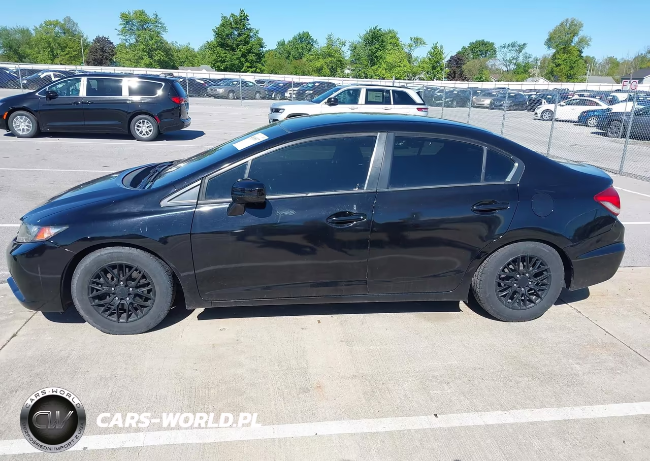 HONDA CIVIC LX VIN:19XFB2F55FE079152 - 14