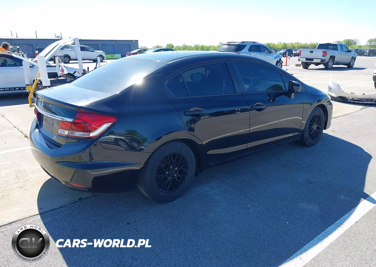 HONDA CIVIC LX VIN:19XFB2F55FE079152 - 4