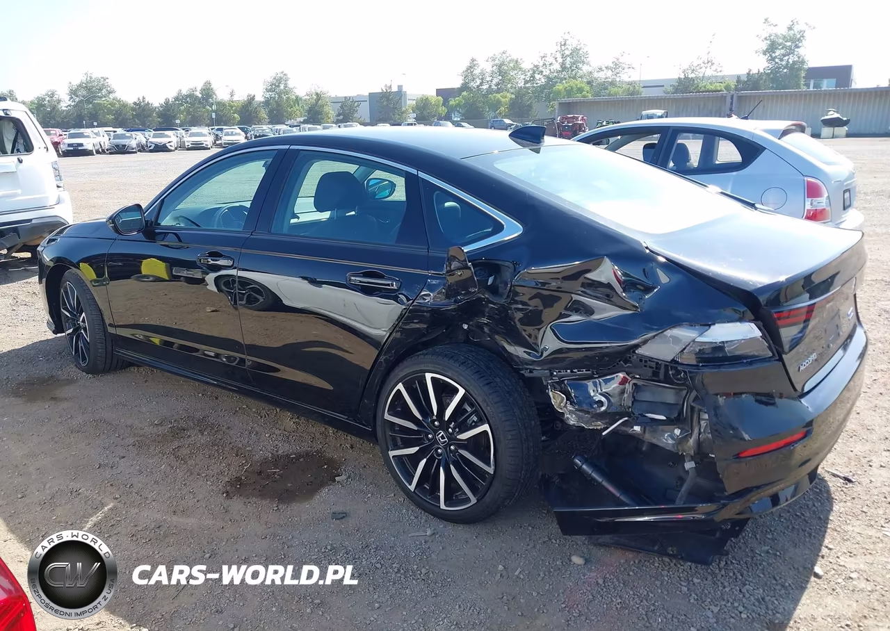 2025 Honda Accord Hybrid Touring VIN:1HGCY2F85SA028972 - 3