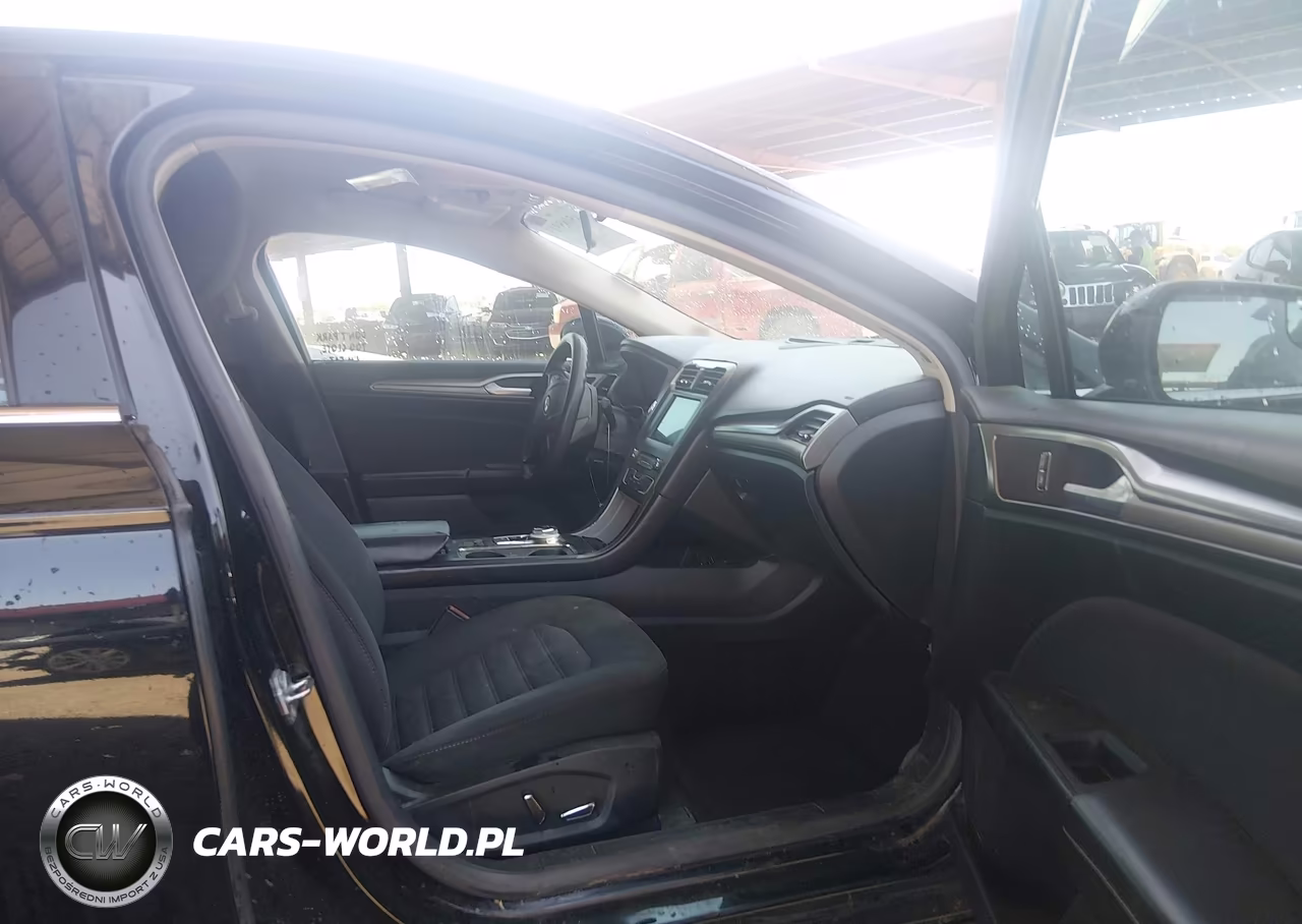 2018 Ford Fusion Se VIN:3FA6P0H74JR241087 - 5