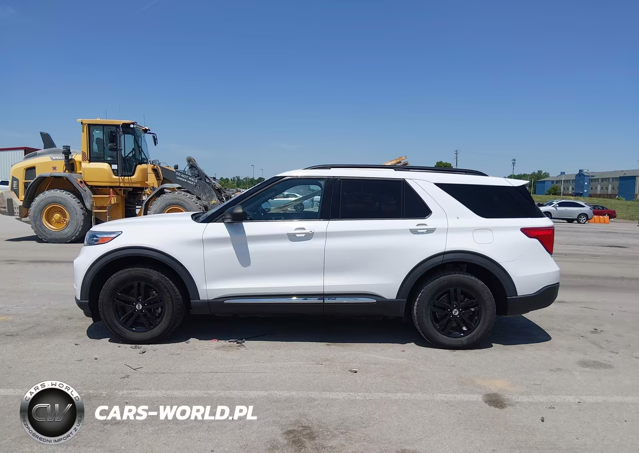 2020 Ford Explorer Xlt VIN:1FMSK8DH7LGC00723 - 15