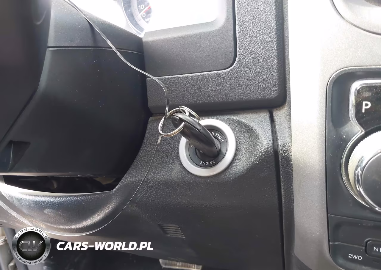 2015 Ram 1500 St VIN:1C6RR7KGXFS774308 - 11