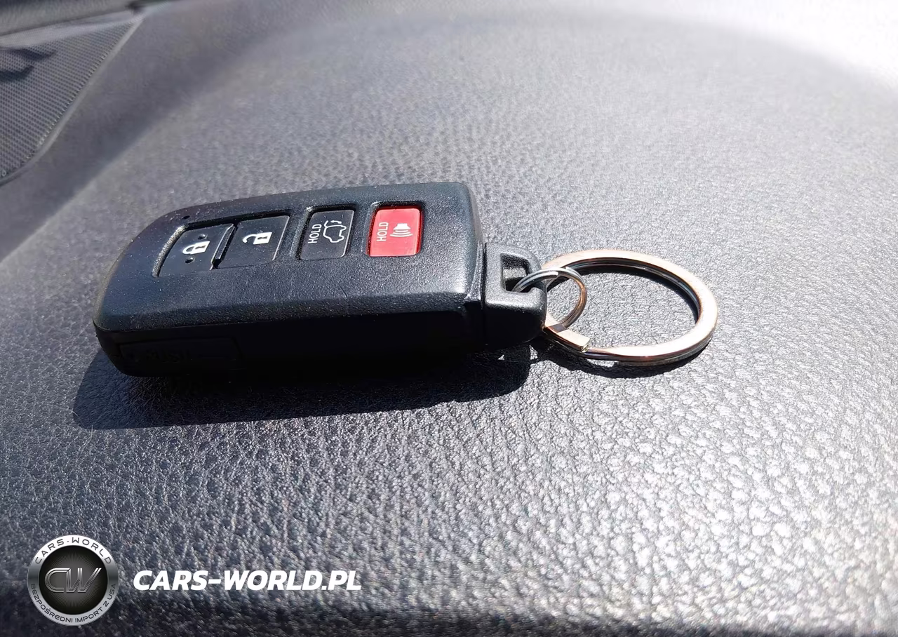 2017 Toyota Rav4 Hybrid Xle VIN:JTMRJREV6HD085251 - 11