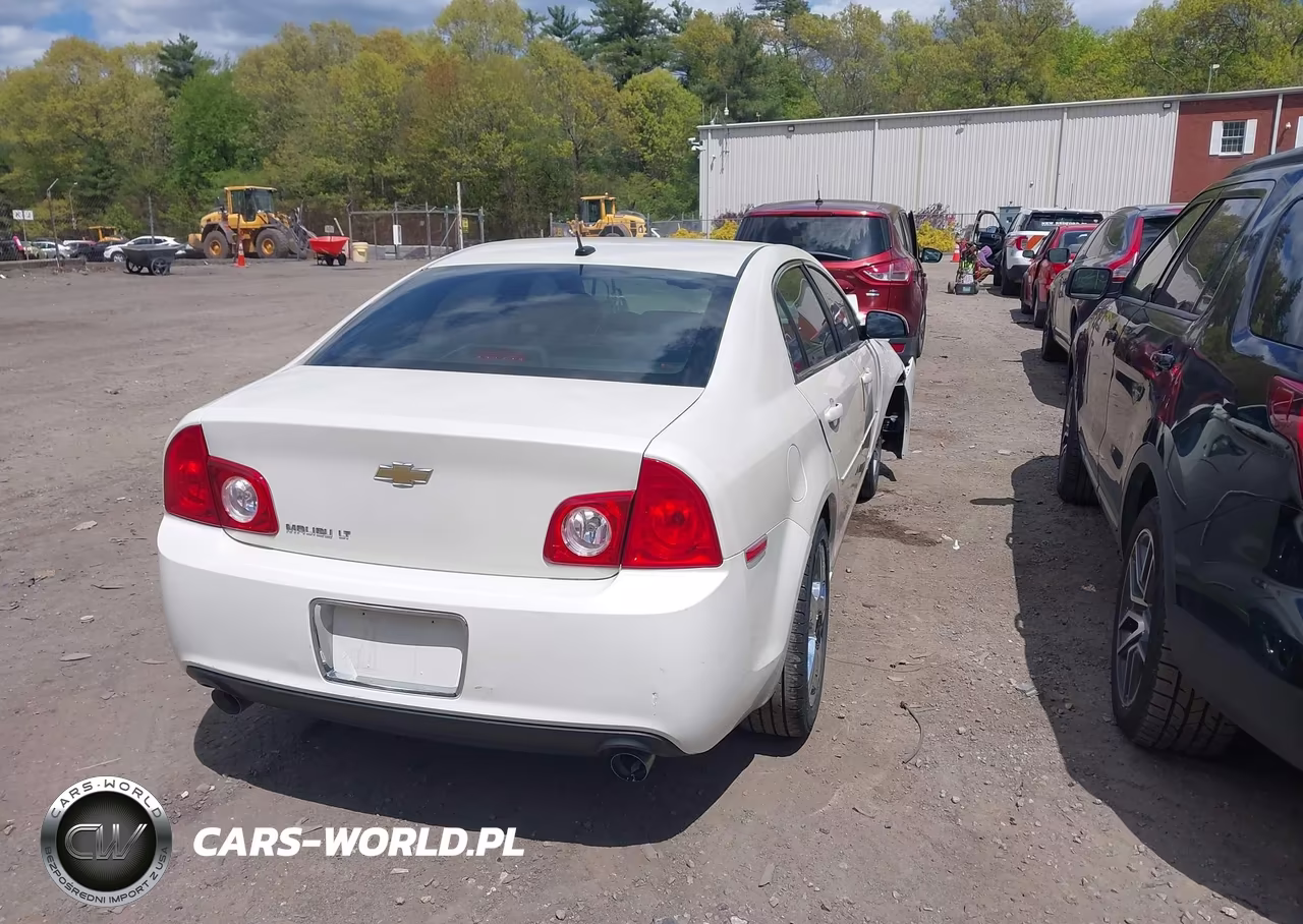 2011 Chevrolet Malibu 2Lt VIN:1G1ZD5E77BF301310 - 4