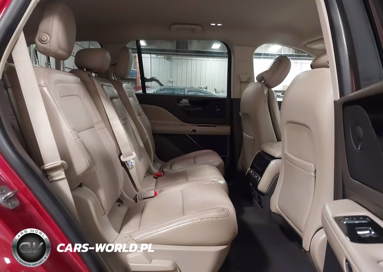 2020 Lincoln Aviator Reserve VIN:5LM5J7XC9LGL02631 - 8